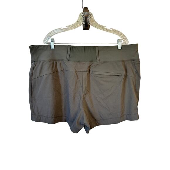 ATHLETA NWT Trekkie North Shorts Size 20 Mountain Olive Green Plus Sized Active - Picture 10 of 14